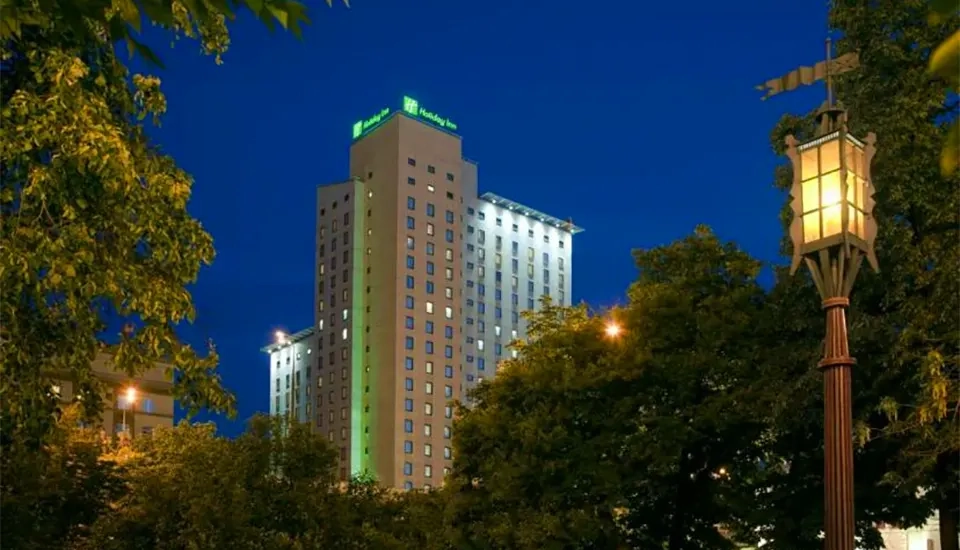 هتل هالیدی این مسکو سوشفسکی